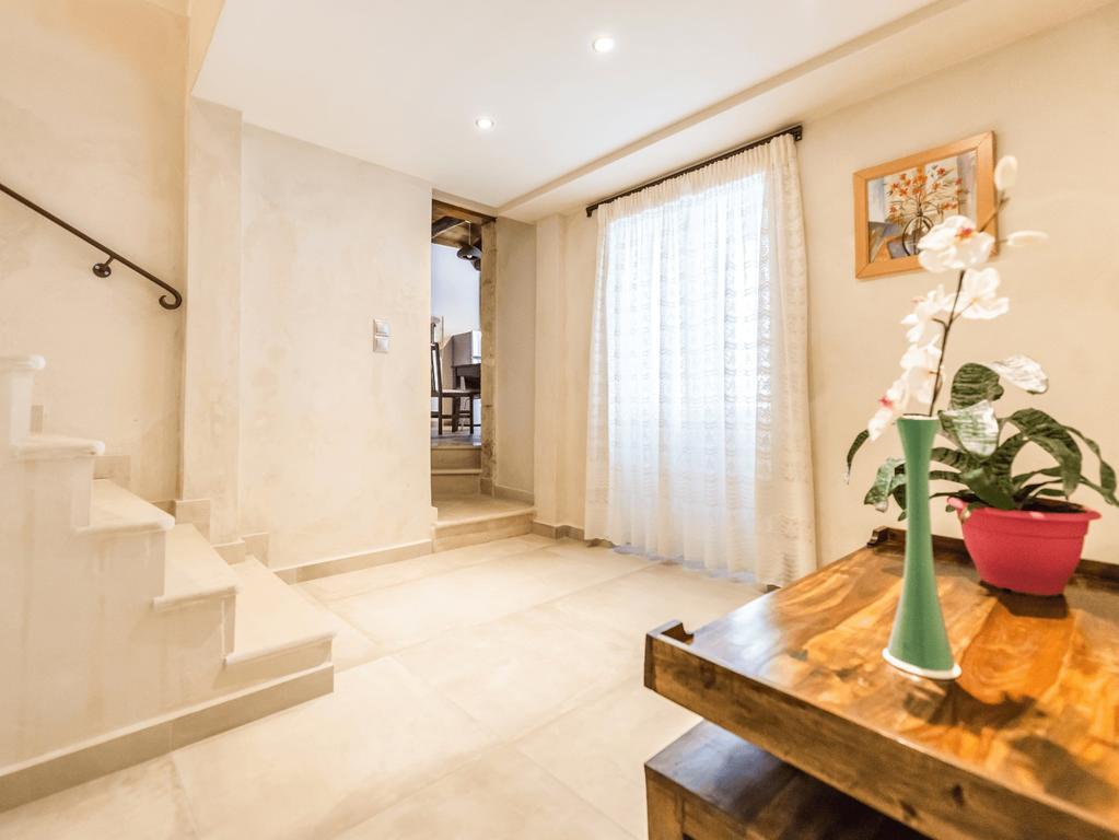 Villa Callisto- Elegant Restored Villa With Pool Yírion Exteriér fotografie